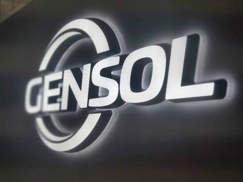 1618995412608-1024×768